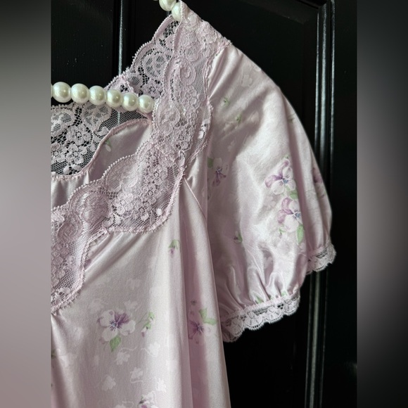 VTG Miss Elaine Purple Floral Nylon Lace Trim Nightgown Size M - Picture 6 of 11